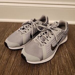 Nike Downshifter 8 GS Big Kids 7Y Wide Running Shoes Wolf Gray AQ4180-002